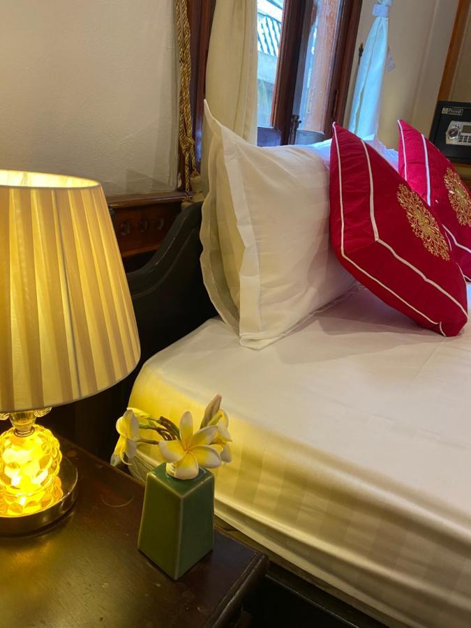 Golden Lotus Boutique Hotel Luang Prabang Buitenkant foto