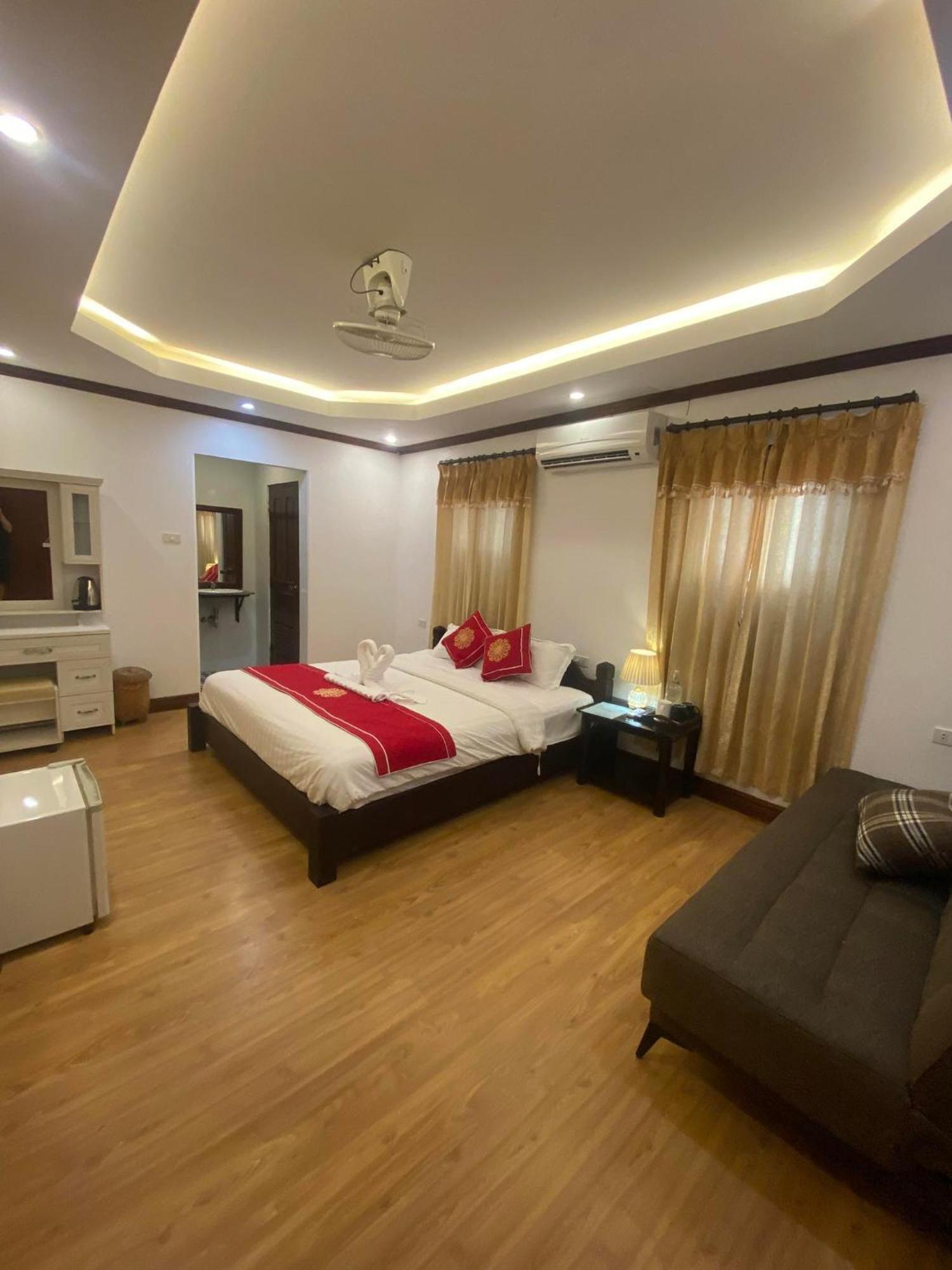 Golden Lotus Boutique Hotel Luang Prabang Buitenkant foto