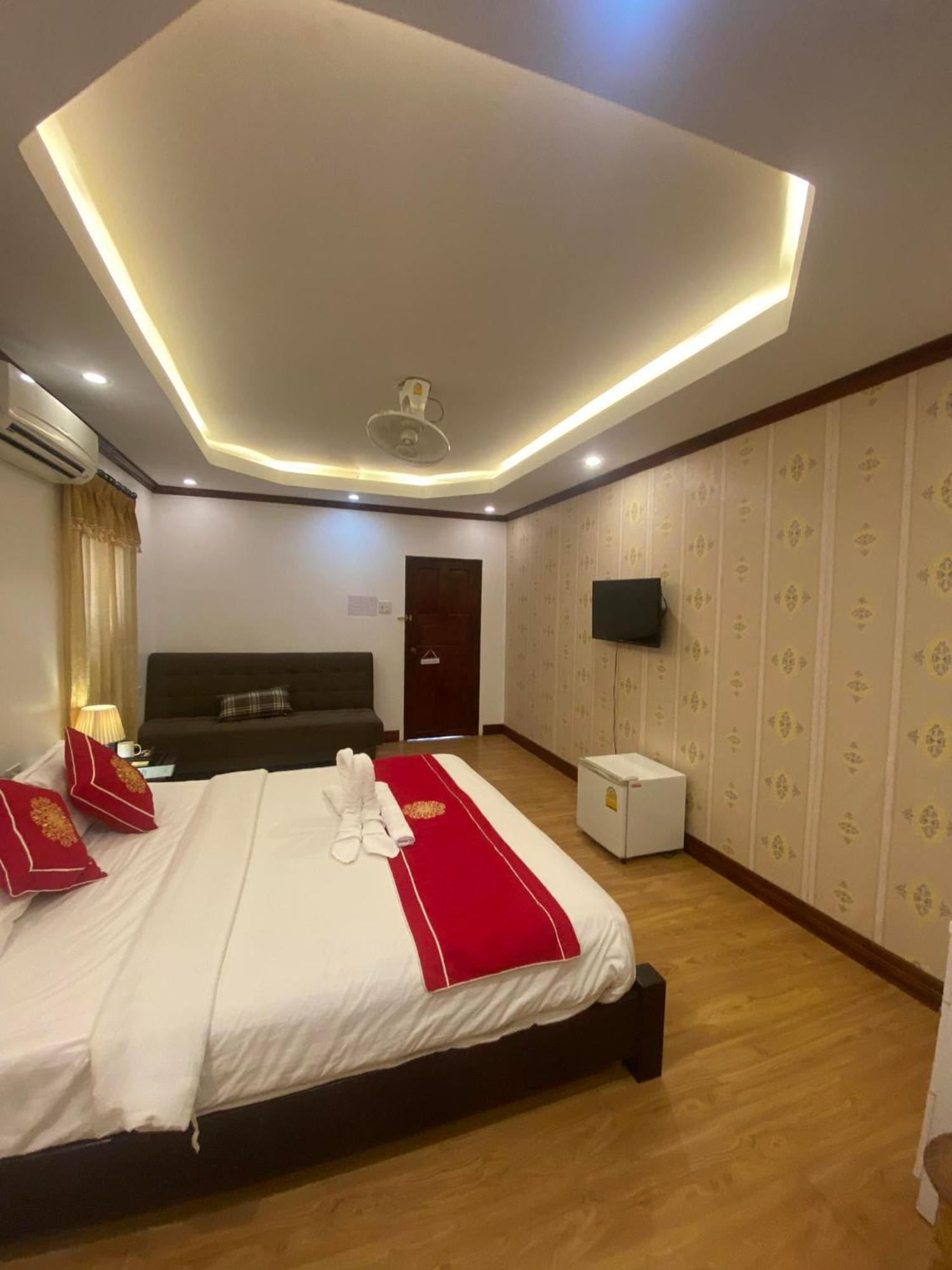 Golden Lotus Boutique Hotel Luang Prabang Buitenkant foto