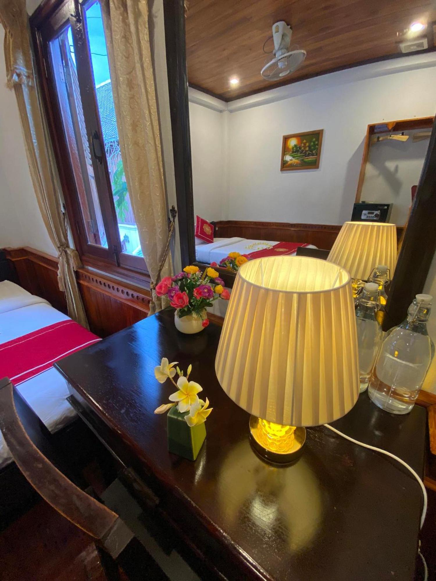 Golden Lotus Boutique Hotel Luang Prabang Buitenkant foto