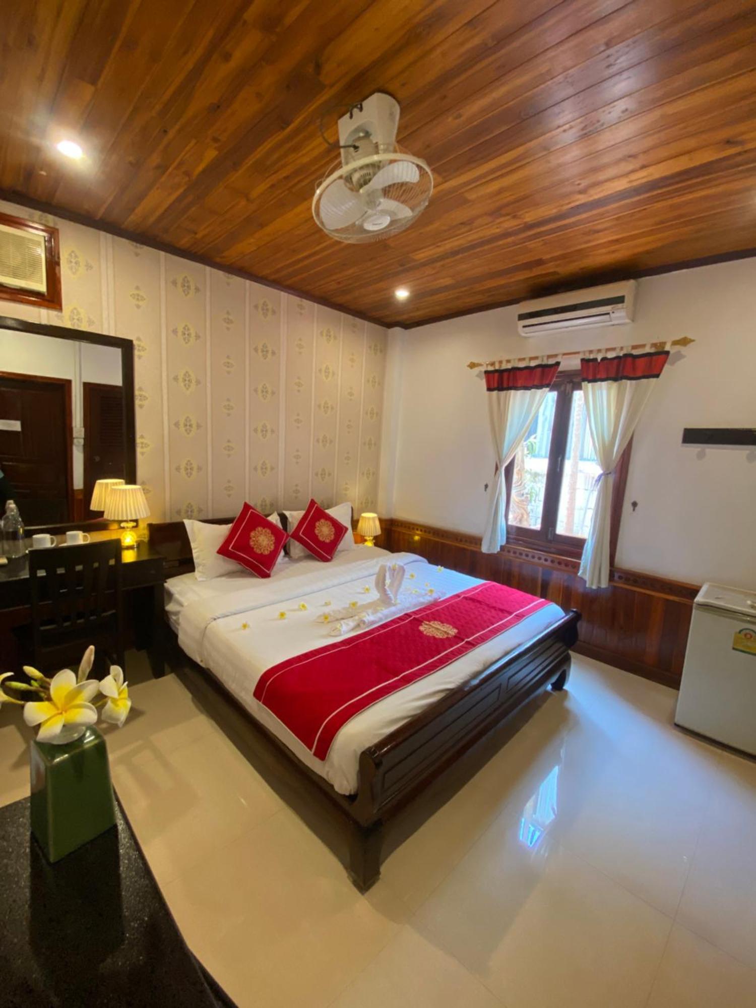 Golden Lotus Boutique Hotel Luang Prabang Buitenkant foto