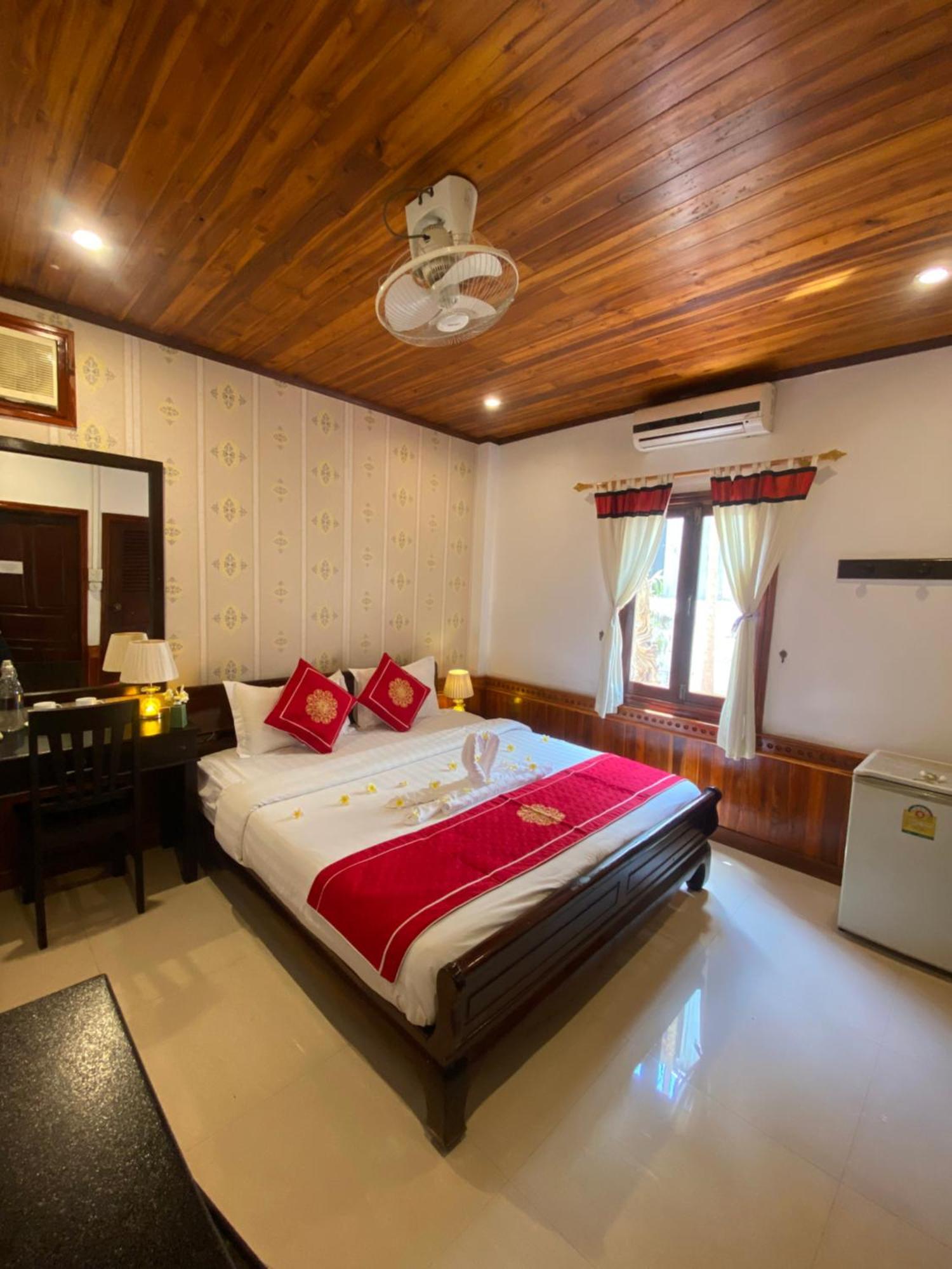 Golden Lotus Boutique Hotel Luang Prabang Buitenkant foto