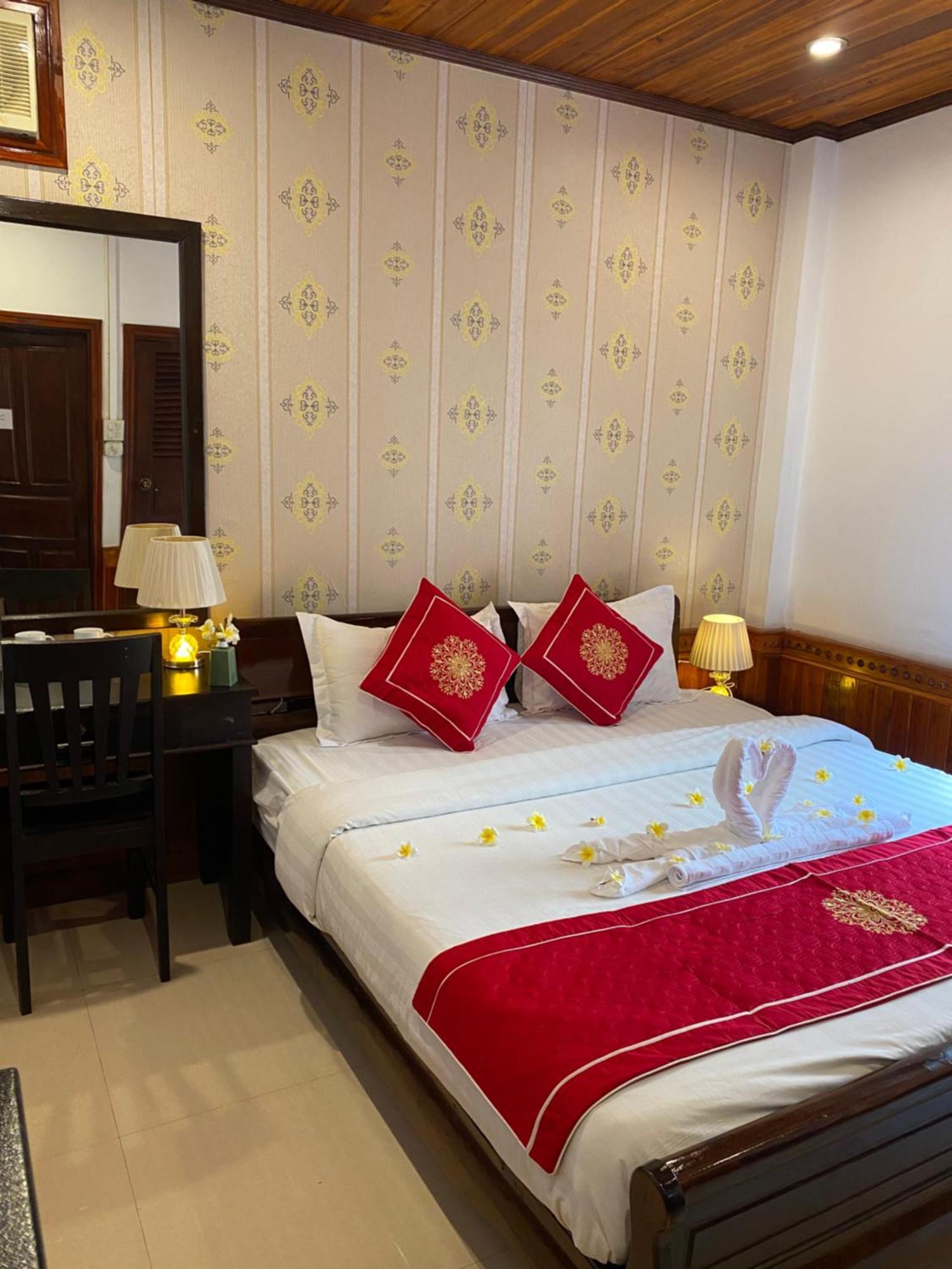 Golden Lotus Boutique Hotel Luang Prabang Buitenkant foto