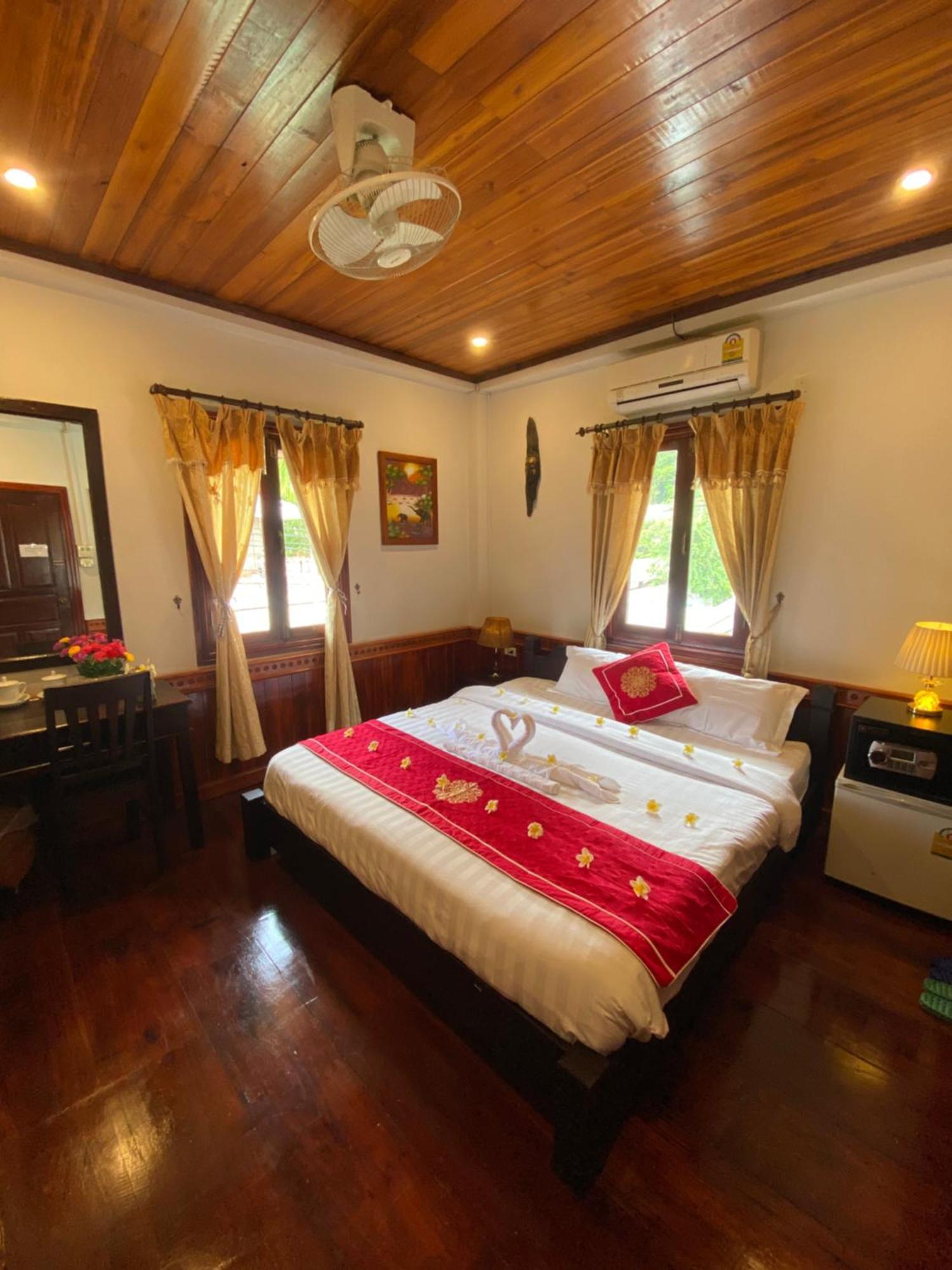 Golden Lotus Boutique Hotel Luang Prabang Buitenkant foto